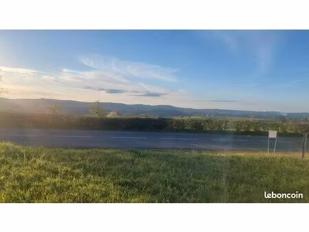 vends terrain à bâtir proche saint eloy-les-mines (63700)