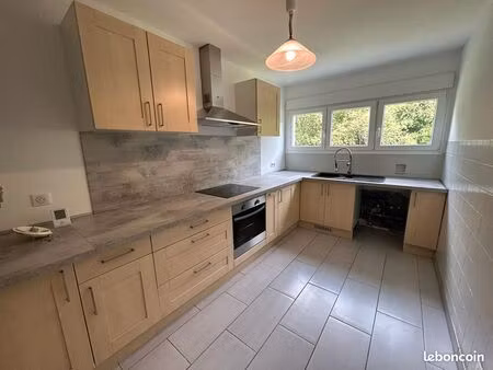 appartement 3 pièces 65 m²