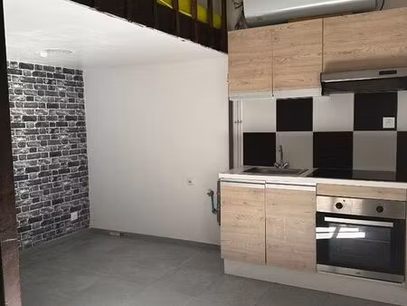 studio 1 pièce 23 m²