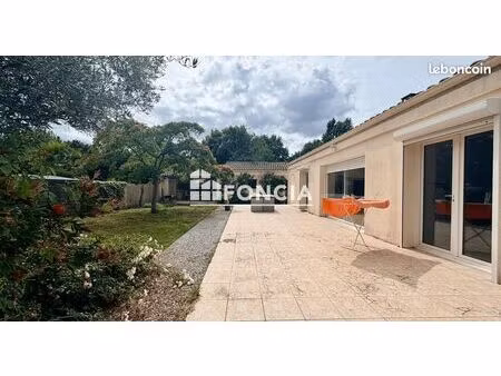 blanquefort: maison t8 de 153 m² de plain-pied sur parcelle de 736 m² – à 600 m du tram e 