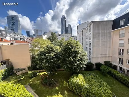 studio 1 pièce 25 m²