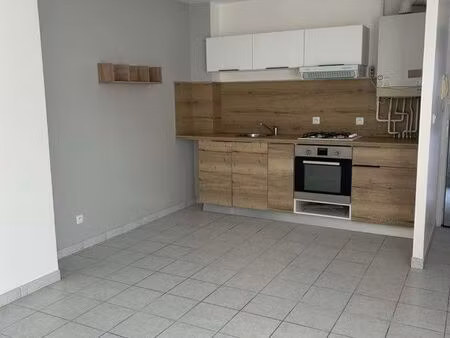appartement f2 secteur champs élysée