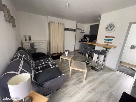 studio meublé toutes charges comprises