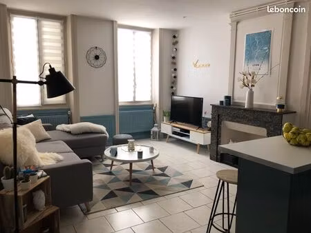 t2 48m2 rue nationale