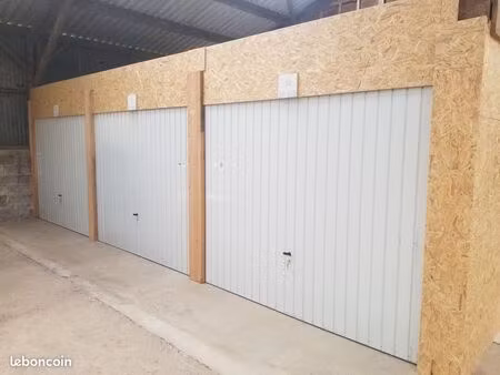 box de stockage / garage