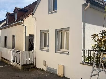 à louer – charmant t2 meublé avec mezzanine à mulhouse dornach ?