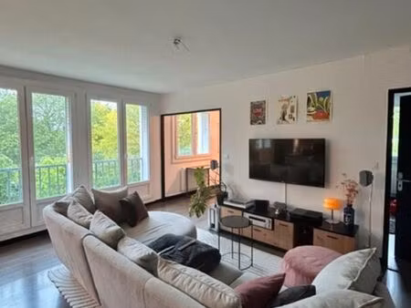 location appartement 3 pièces 67 m2 bourgoin jallieu