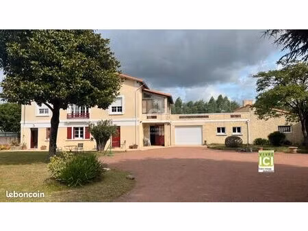 maison 7 pièces 123 m²