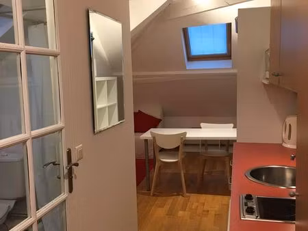 studio meublé de 22 m2  paris 15  proche beaugrenelle