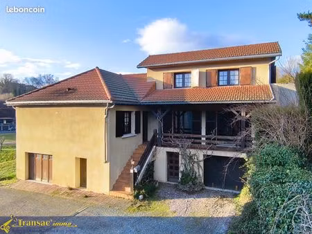 villa 5 pièces 127 m²