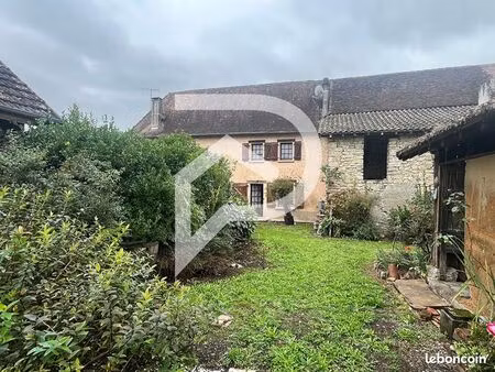 maison 9 pièces 144 m²