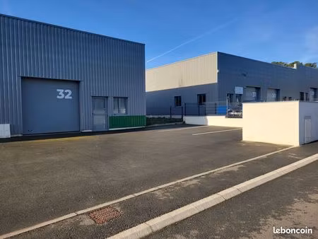 entrepot 169 m2 direct proprietaire proche n89