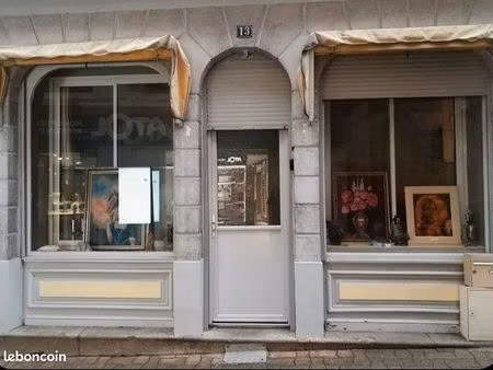maison de ville et patio - centre ville d'ambert