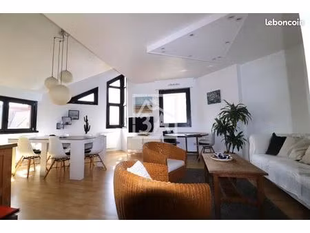 duplex 6 pièces 96 m²