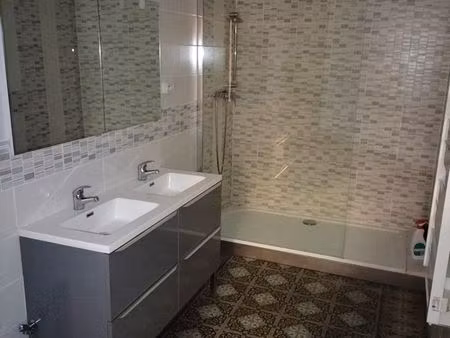 loue appartement pierrelatte 90m2
