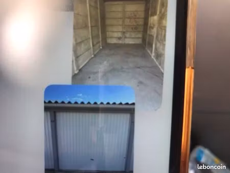 garage / boxe fermé d’environ 13m2 à louer sur ozoir la ferrière