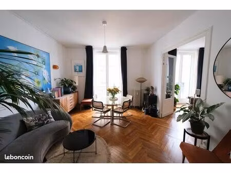 appartement f3 de 82m2 - centre ville - belle résidence avec ascenseur - charme de l'ancie