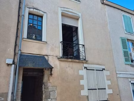 immeuble 133 m² - 4 niveaux – quartier cathédrale – spécial investisseur + dépendance + (g