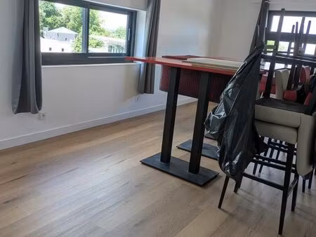 bureau 20 m²