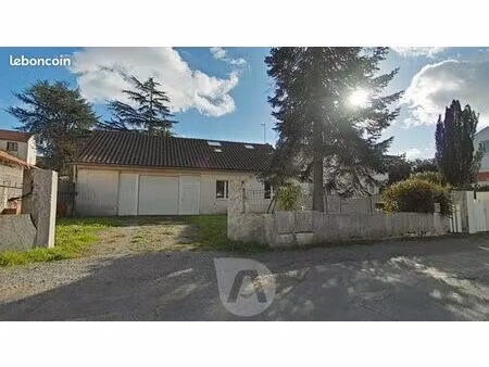maison 4 pièces 81 m²