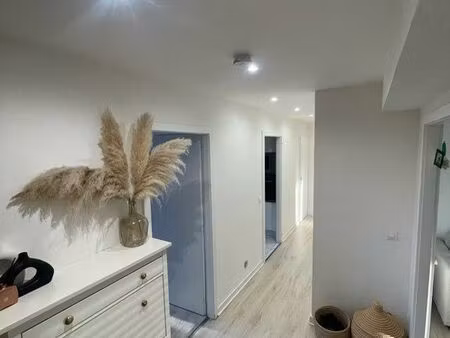 appartement 4 pièces 81 m²