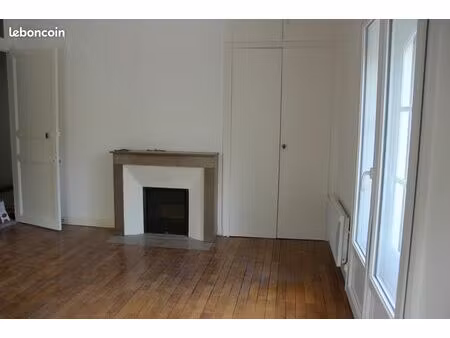 t2 plein centre 56m2