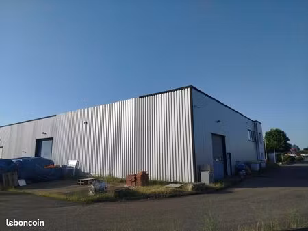 local bureaux 256 m²