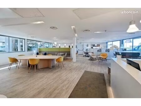 abonnements flexibles pour un espace de coworking à louer à bordeaux  merignac airport mér
