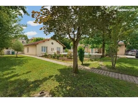 maison 5 pièces 155 m²