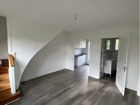 maison mitoyenne t3 + jardin