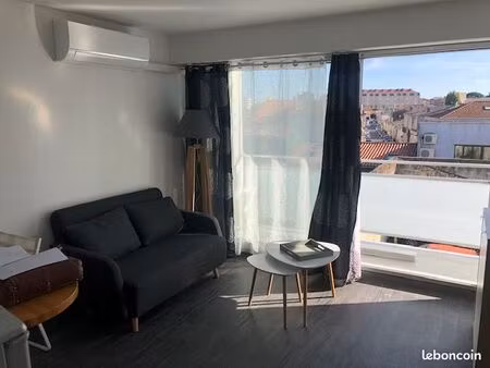 t2 33m2 meublé parking balcon chu