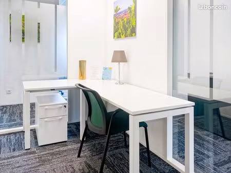 bureau privé à louer pour 2 personnes à montbonnot valley saint-ismier