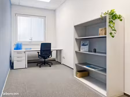 utilisation à la demande de bureaux privés chez regus montbonnot valley saint-ismier