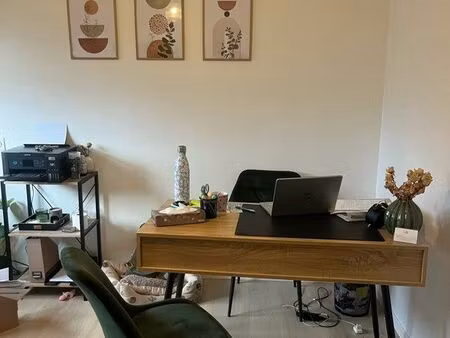 location cabinet / bureau