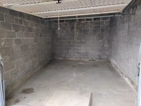location garage saint ouen des toits