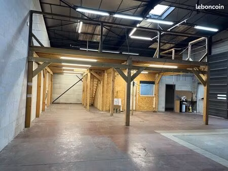 local d’activité 240m2