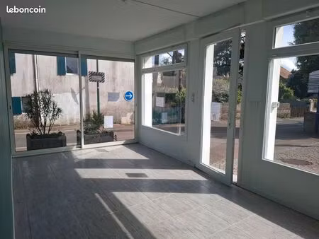 local commercial