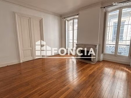 appartement 3 pièces 88 m²
