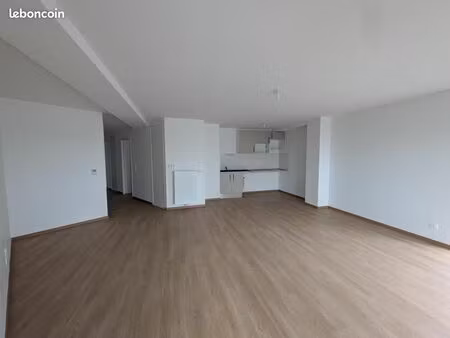appartement 4 pièces 90 m²