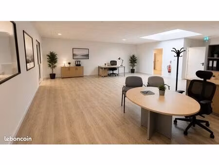 bureaux 183 m² saint jean d'illac