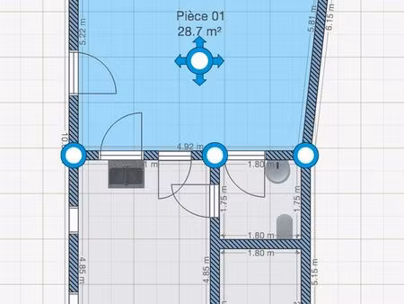 local commercial d’angle de 51 m² - centre-ville de bourg (33710)
