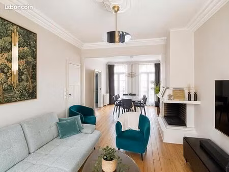 maison 5 pièces 158 m²