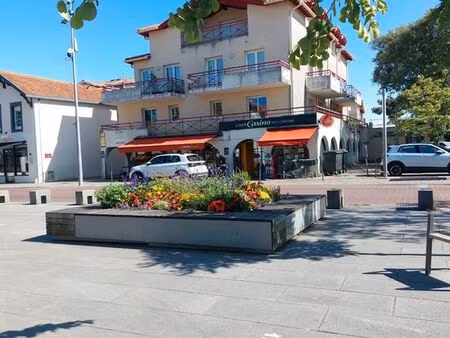 appartement 2 pièces - 49m2 - anglet - place 5 cantons