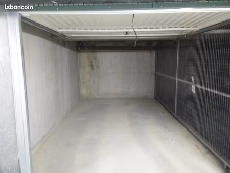 garage/box 15 m² nantes