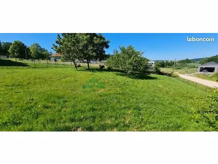 terrain 6 pièces 618 m²