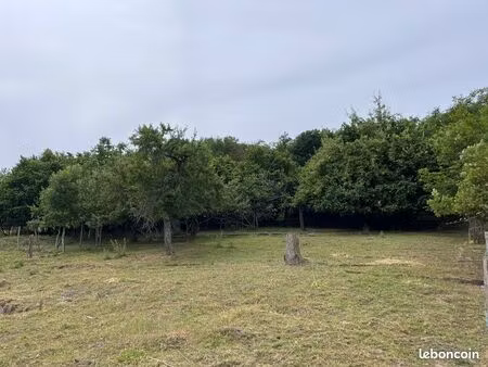 terrain 6ares 2e rang - accès privé - vue dégagée