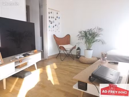 appartement 3 pièces 79 m²