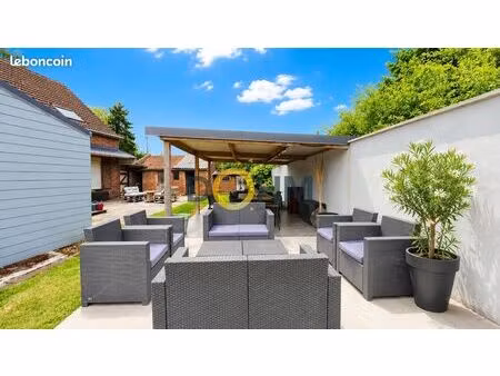 maison 7 pièces 185 m²