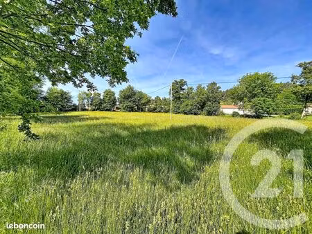 terrain 1 500 m² retournac