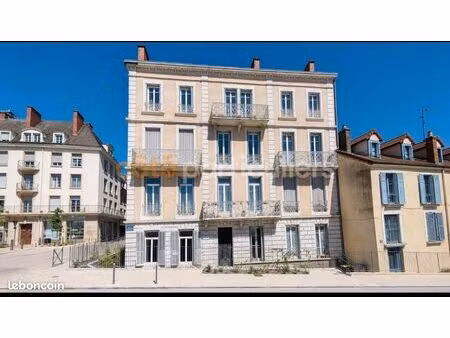 studio 1 pièce 34 m²
